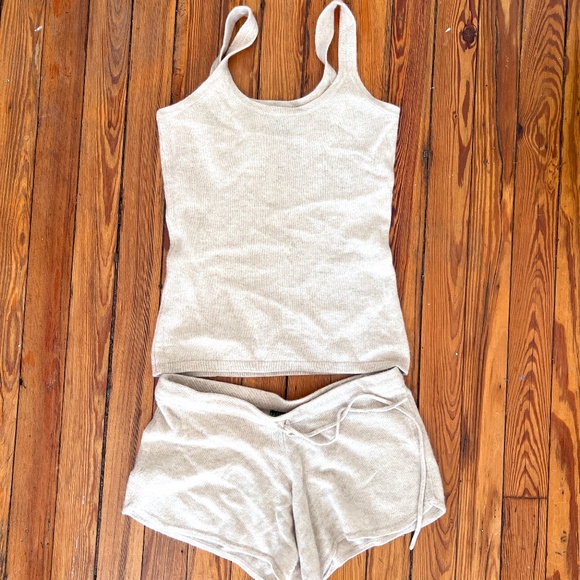 Sofia Cashmere lounge/pajama set - Picture 1 of 3